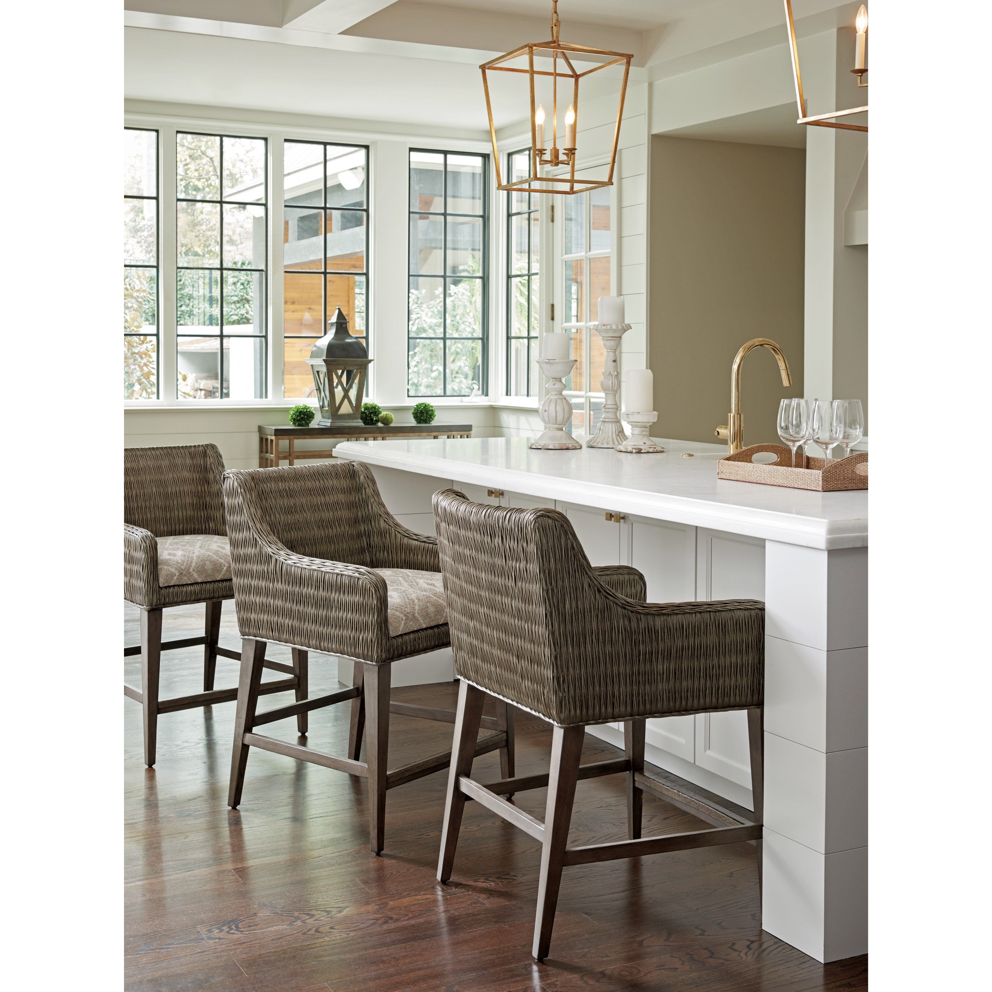 Tommy Bahama Home Cypress Point 562895 Turner Woven Rattan Counter